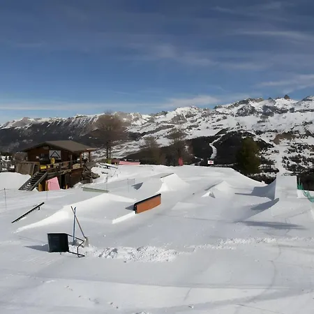 Au Coeur De Praloup 1500