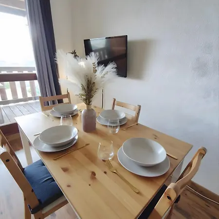 Au Coeur De Praloup 1500 *